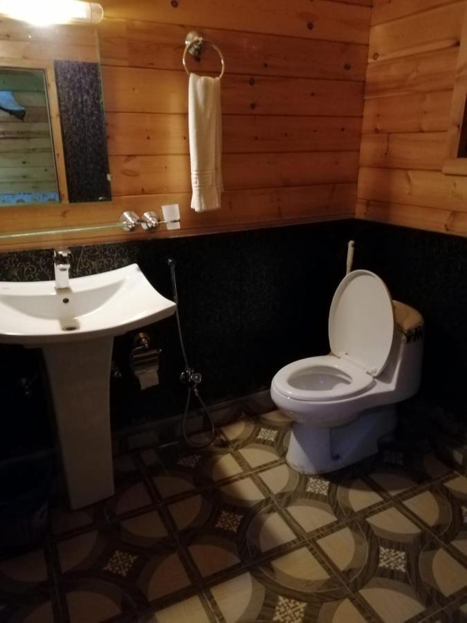 Swiss Wood Cottages ナラン エクステリア 写真